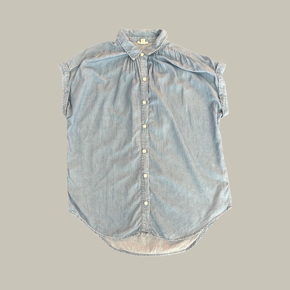 a.n.a A New Approach Blue Chambray Lyocell Short Sleeve Button Down Top M 1365